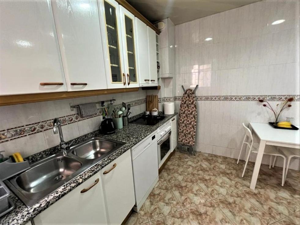 Rooms Nueva Valencia Барселона Екстериор снимка