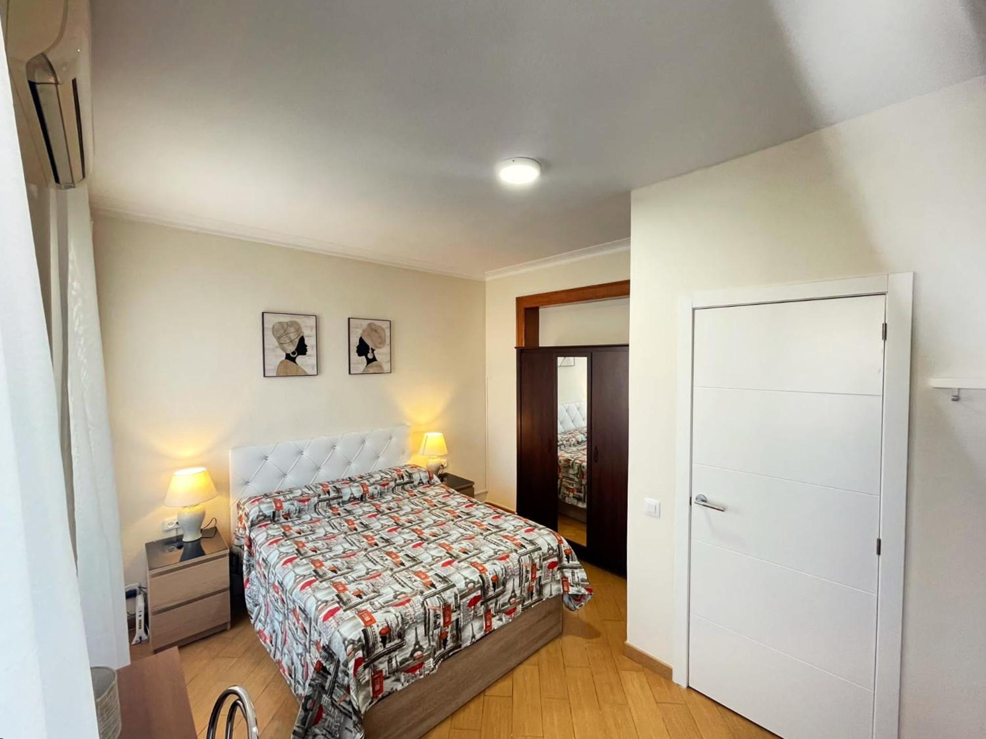 Rooms Nueva Valencia Барселона Екстериор снимка