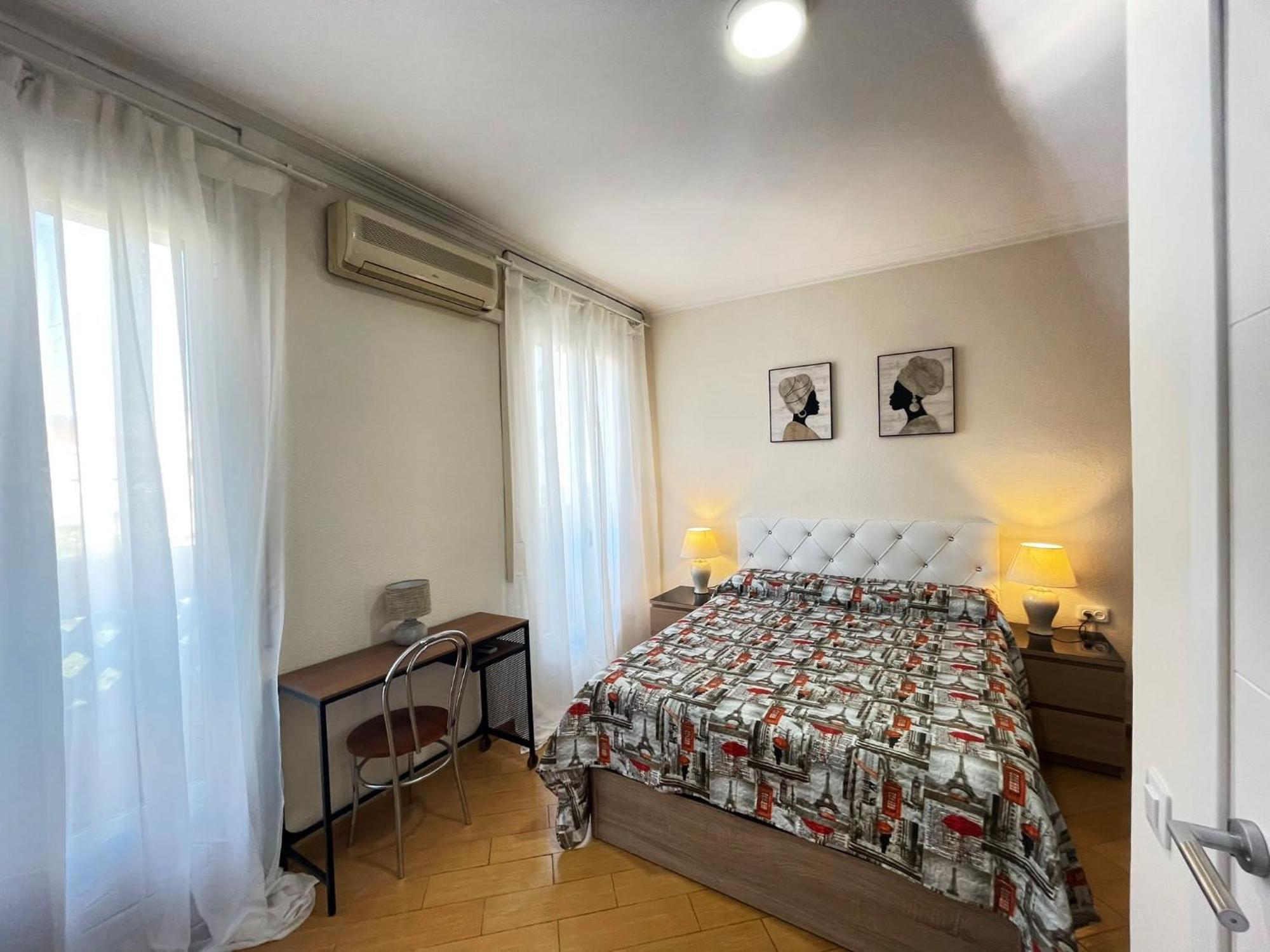 Rooms Nueva Valencia Барселона Екстериор снимка